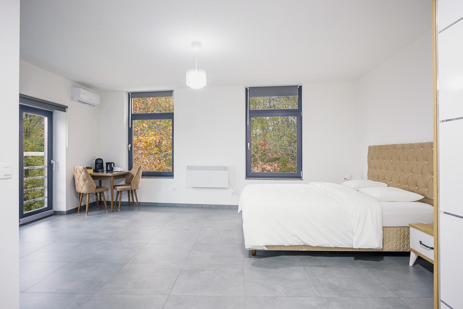 Residence La Floraison Anderlecht ภายนอก รูปภาพ